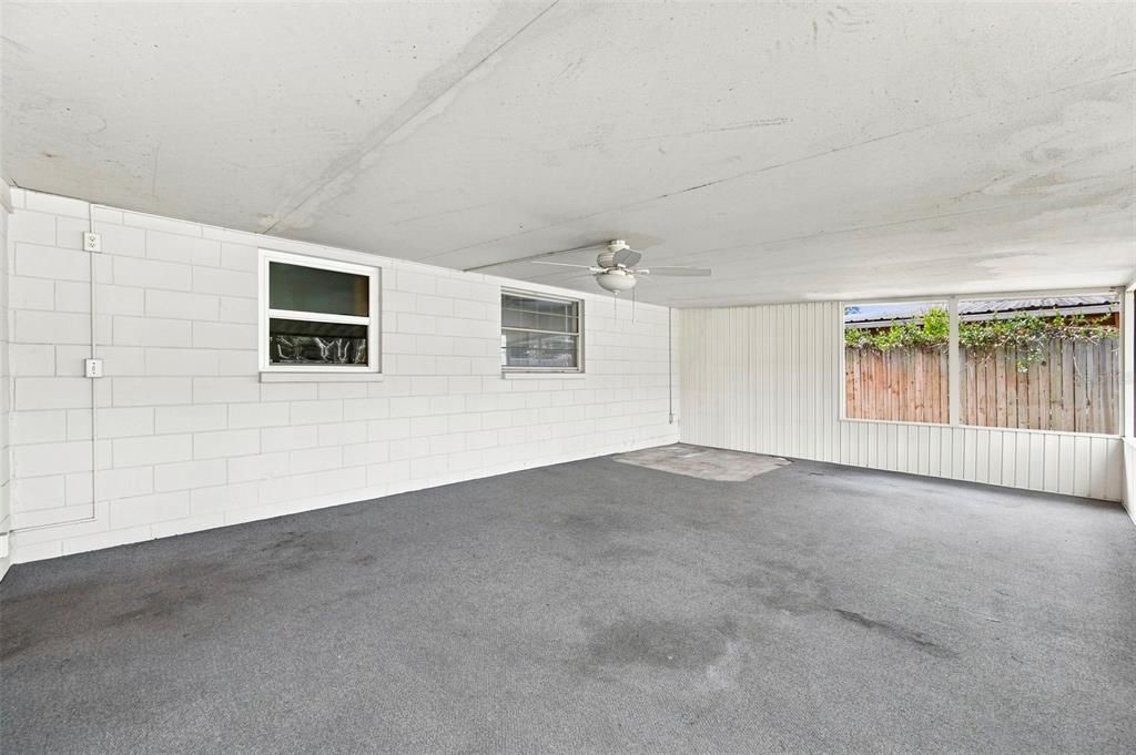 En Venta: $295,000 (4 camas, 3 baños, 1758 Pies cuadrados)