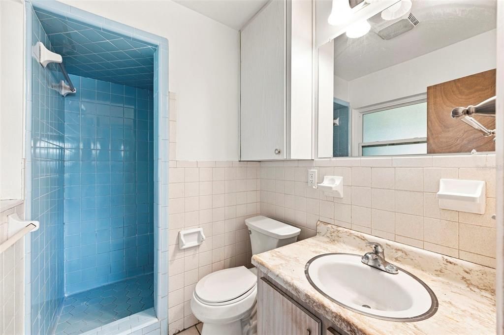 En Venta: $295,000 (4 camas, 3 baños, 1758 Pies cuadrados)