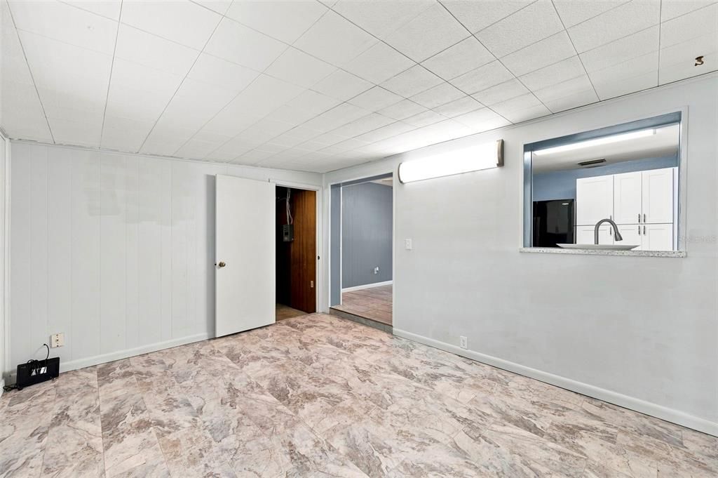 En Venta: $295,000 (4 camas, 3 baños, 1758 Pies cuadrados)
