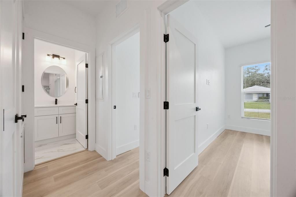 For Sale: $435,000 (3 beds, 2 baths, 1170 Square Feet)