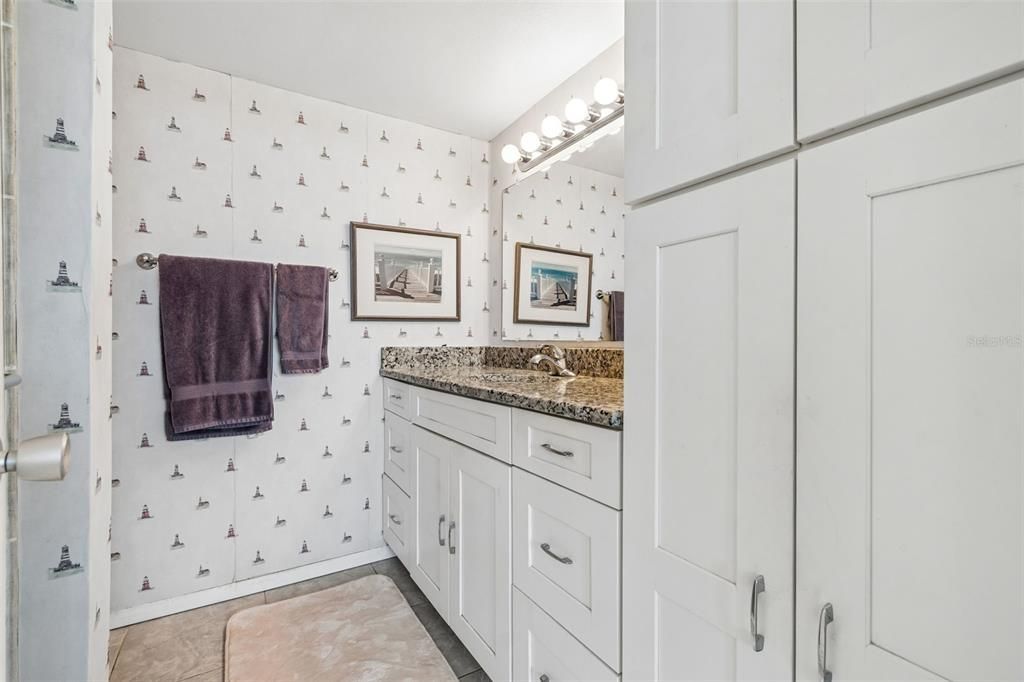 En Venta: $185,000 (2 camas, 2 baños, 1050 Pies cuadrados)