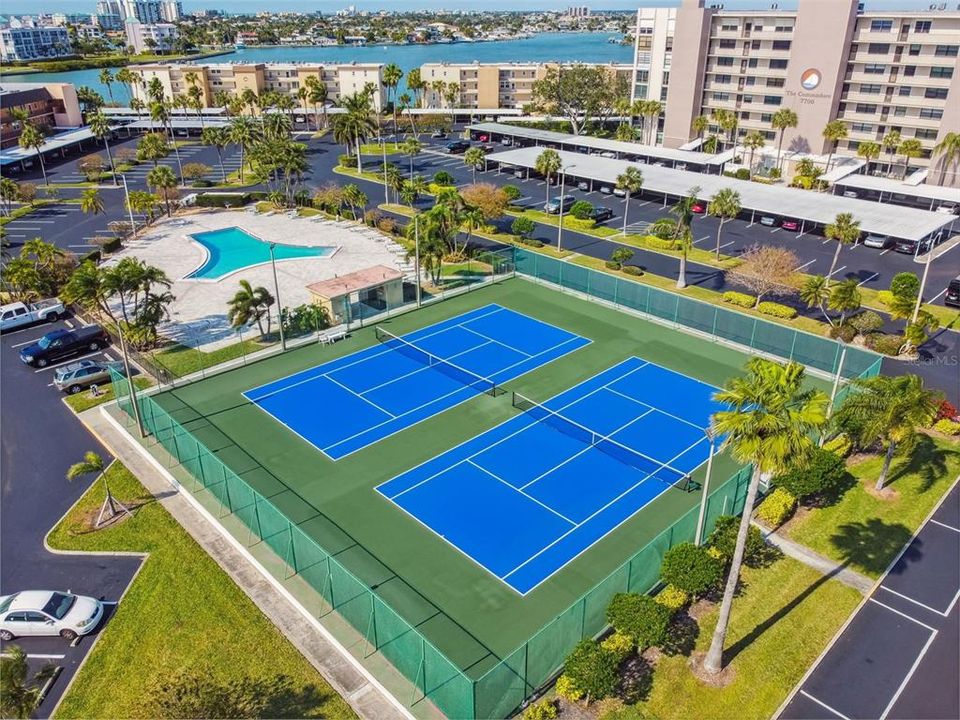 En Venta: $185,000 (2 camas, 2 baños, 1050 Pies cuadrados)