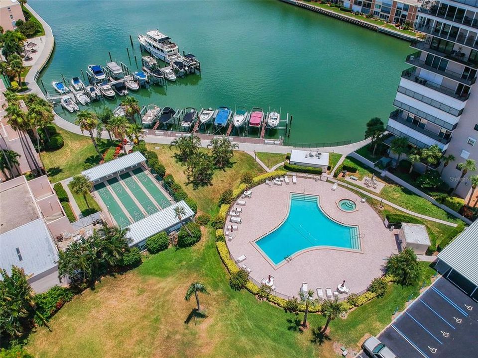 En Venta: $185,000 (2 camas, 2 baños, 1050 Pies cuadrados)