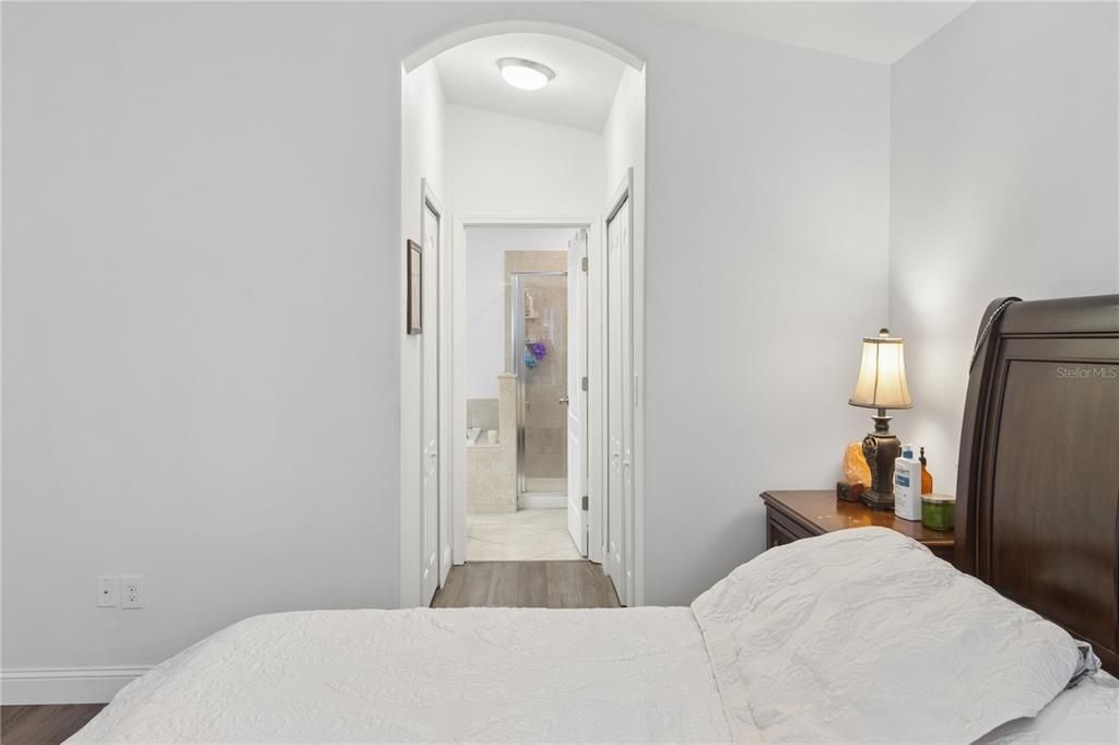 En Venta: $325,000 (4 camas, 2 baños, 1756 Pies cuadrados)