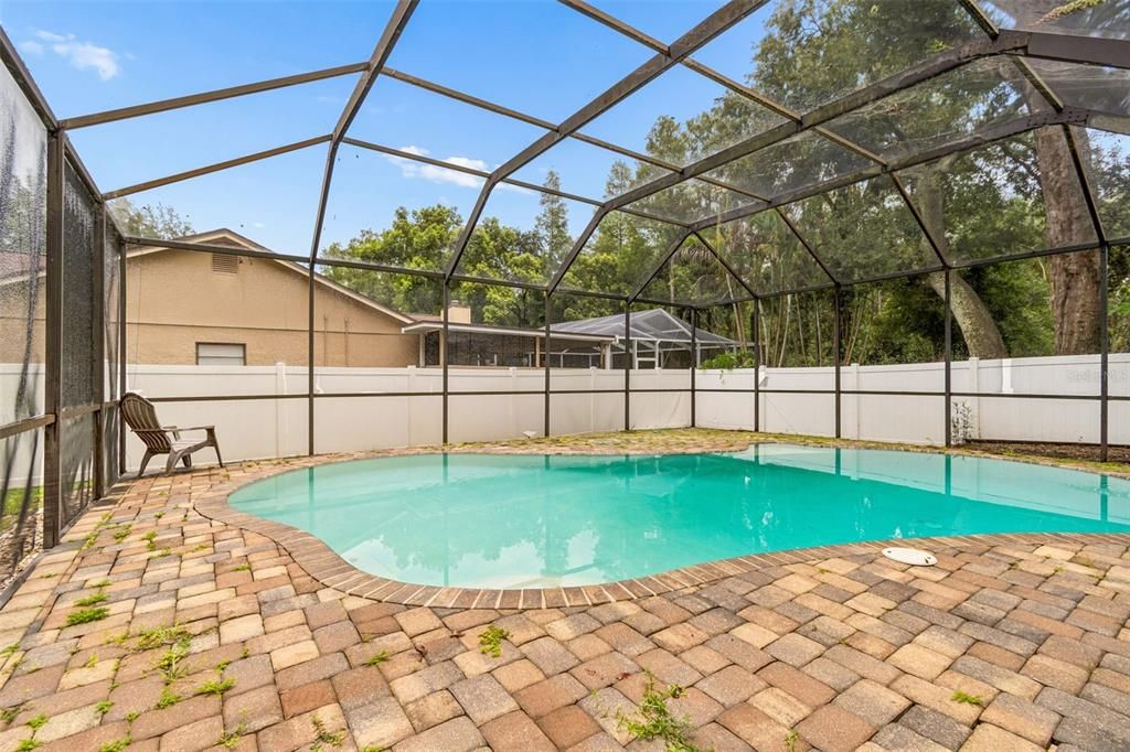 For Sale: $499,000 (4 beds, 2 baths, 2212 Square Feet)