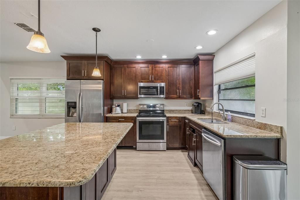 For Sale: $499,000 (4 beds, 2 baths, 2212 Square Feet)