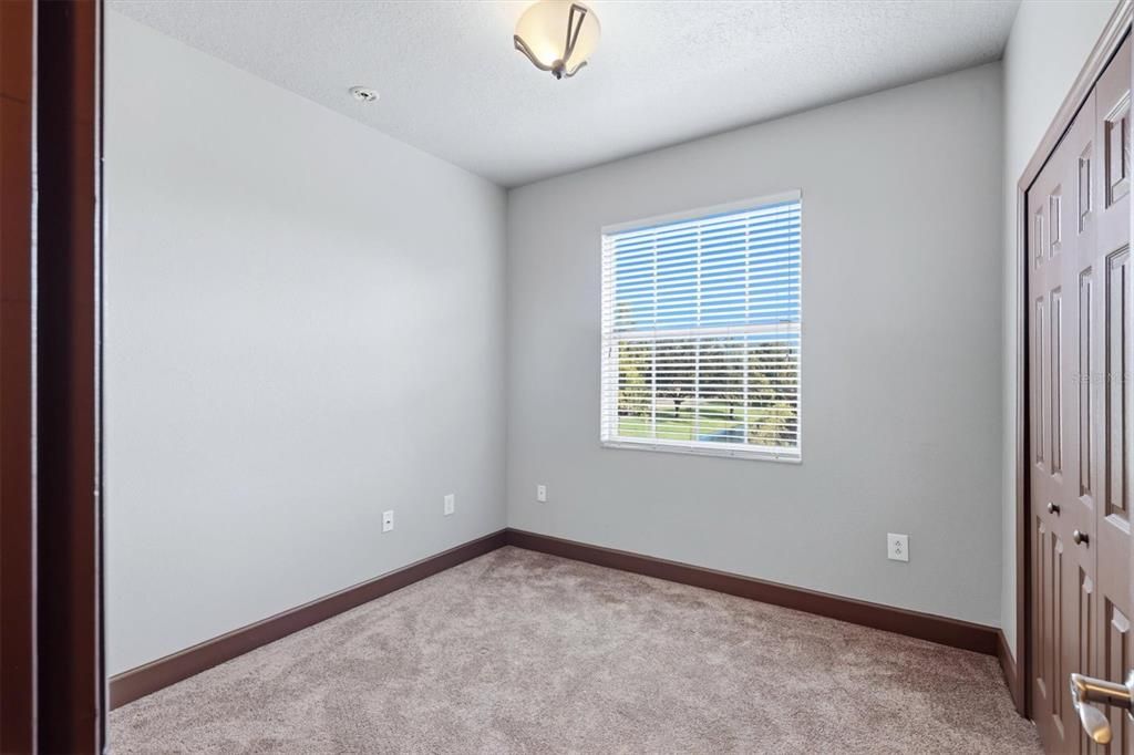 For Sale: $290,000 (2 beds, 2 baths, 966 Square Feet)