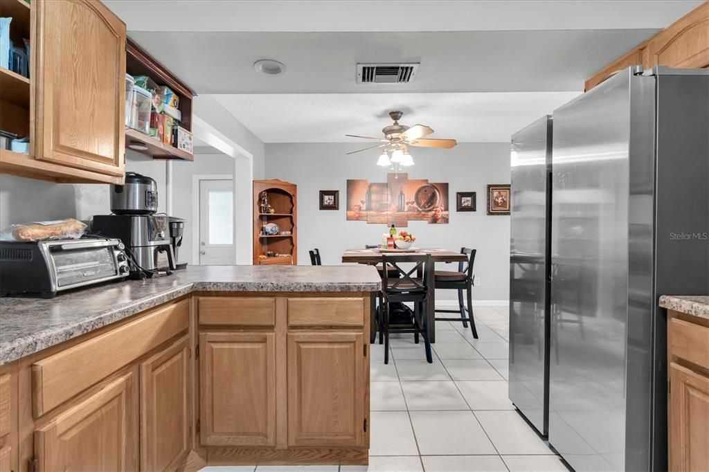 Activo con contrato: $325,000 (2 camas, 2 baños, 1064 Pies cuadrados)