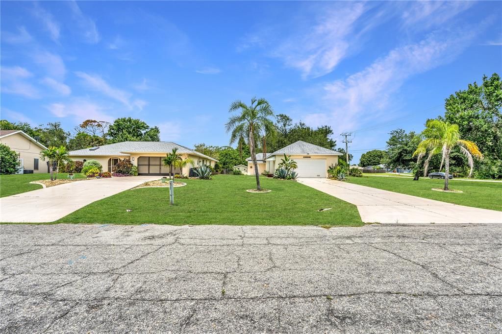 For Sale: $625,000 (3 beds, 2 baths, 1947 Square Feet)