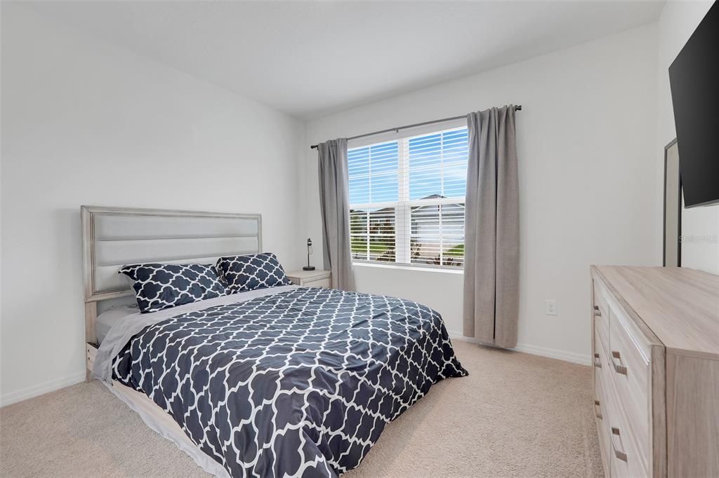 For Rent: $2,000 (3 beds, 2 baths, 1669 Square Feet)