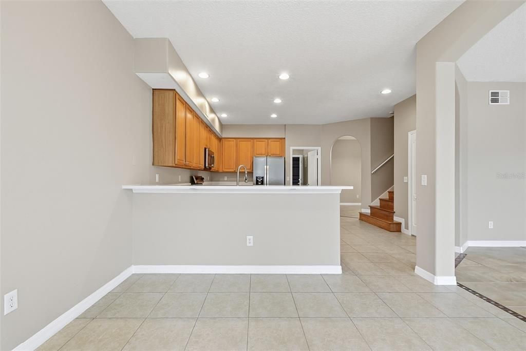 For Sale: $649,900 (5 beds, 3 baths, 4066 Square Feet)