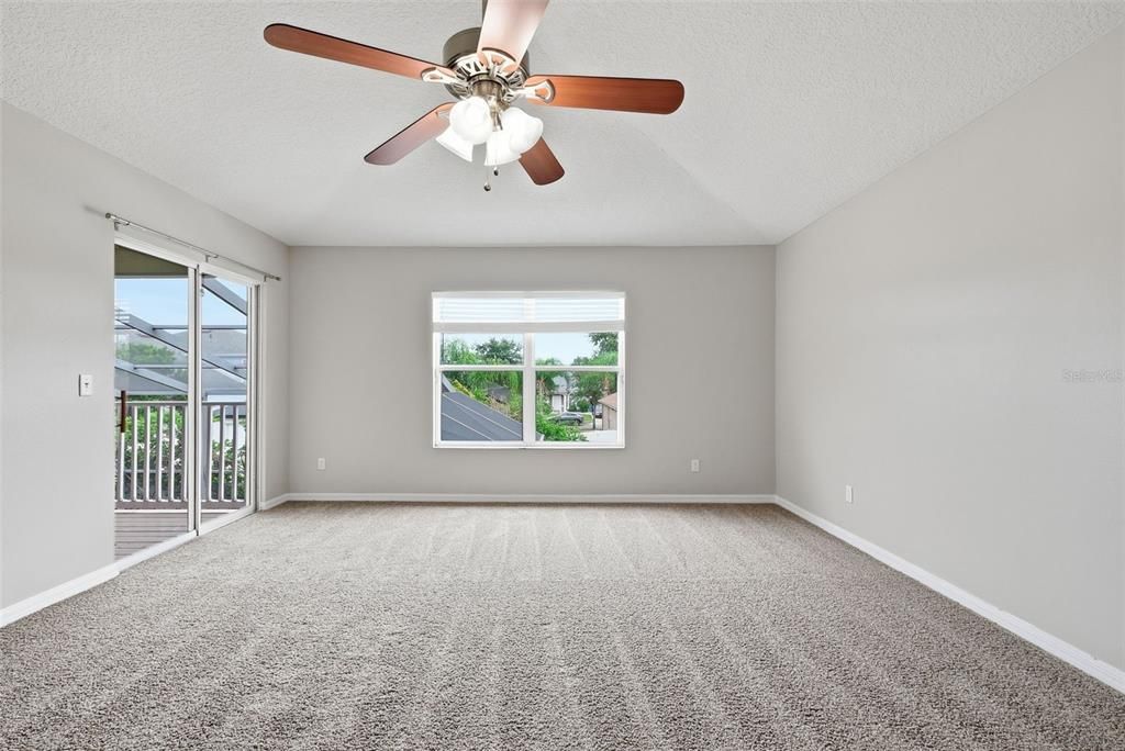 For Sale: $649,900 (5 beds, 3 baths, 4066 Square Feet)