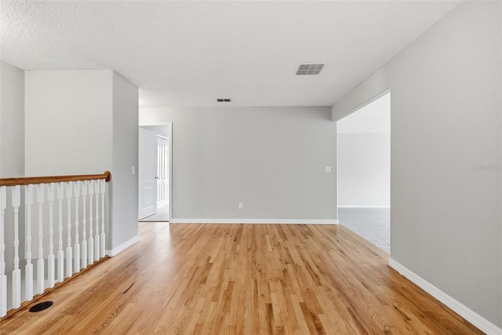 For Sale: $649,900 (5 beds, 3 baths, 4066 Square Feet)
