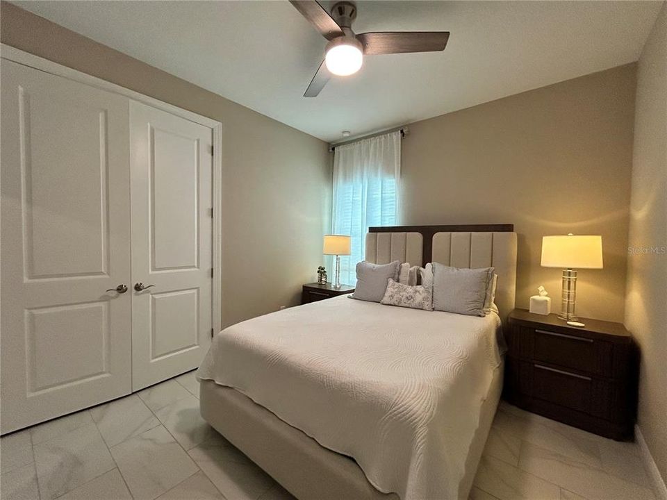 En Renta: $3,300 (4 camas, 3 baños, 2010 Pies cuadrados)