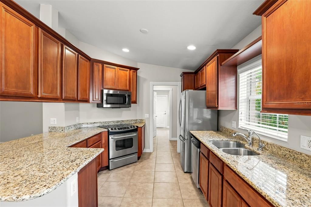 For Rent: $2,700 (2 beds, 2 baths, 1526 Square Feet)