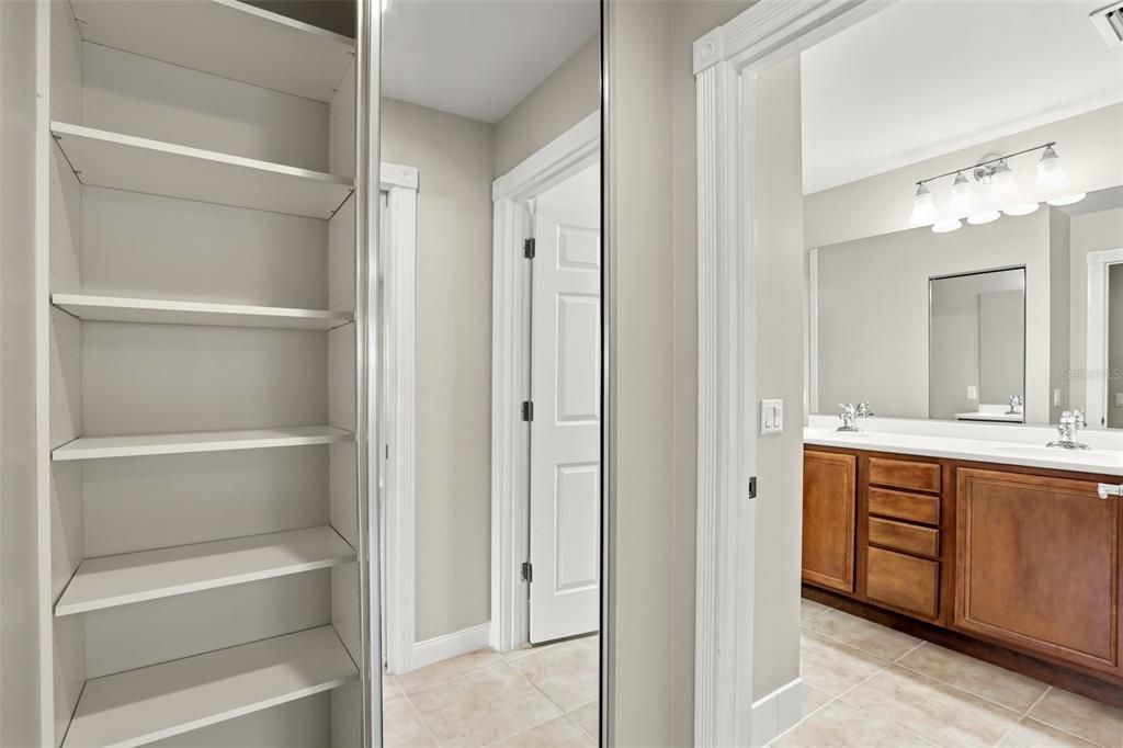 For Rent: $2,700 (2 beds, 2 baths, 1526 Square Feet)