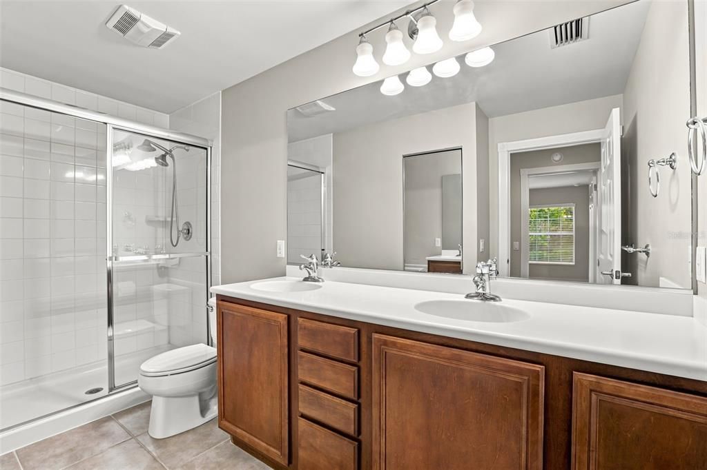 For Rent: $2,700 (2 beds, 2 baths, 1526 Square Feet)