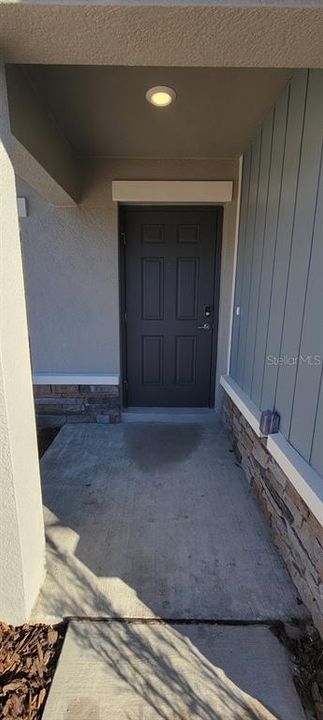 For Rent: $2,350 (3 beds, 2 baths, 1555 Square Feet)