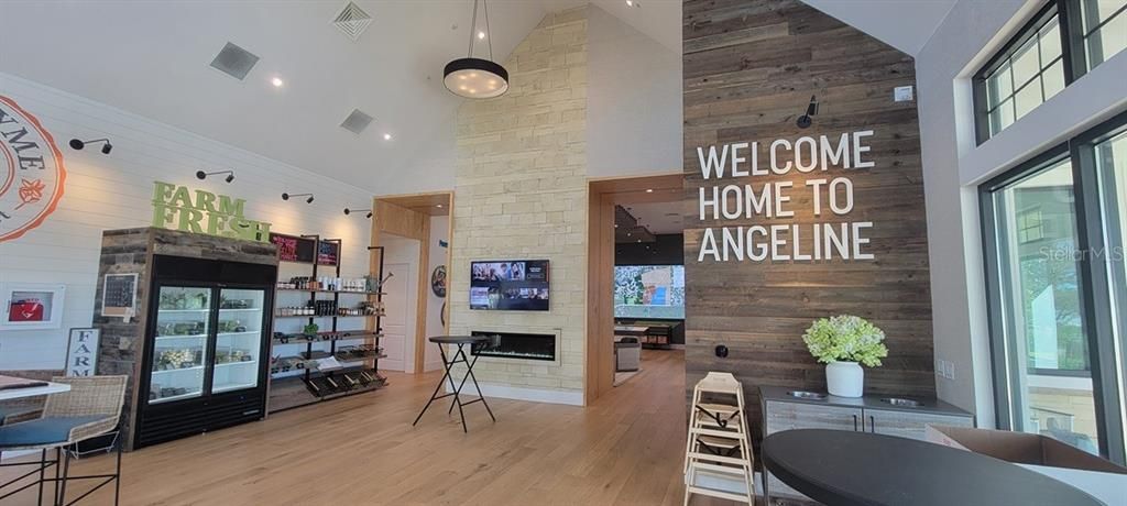 For Rent: $2,350 (3 beds, 2 baths, 1555 Square Feet)