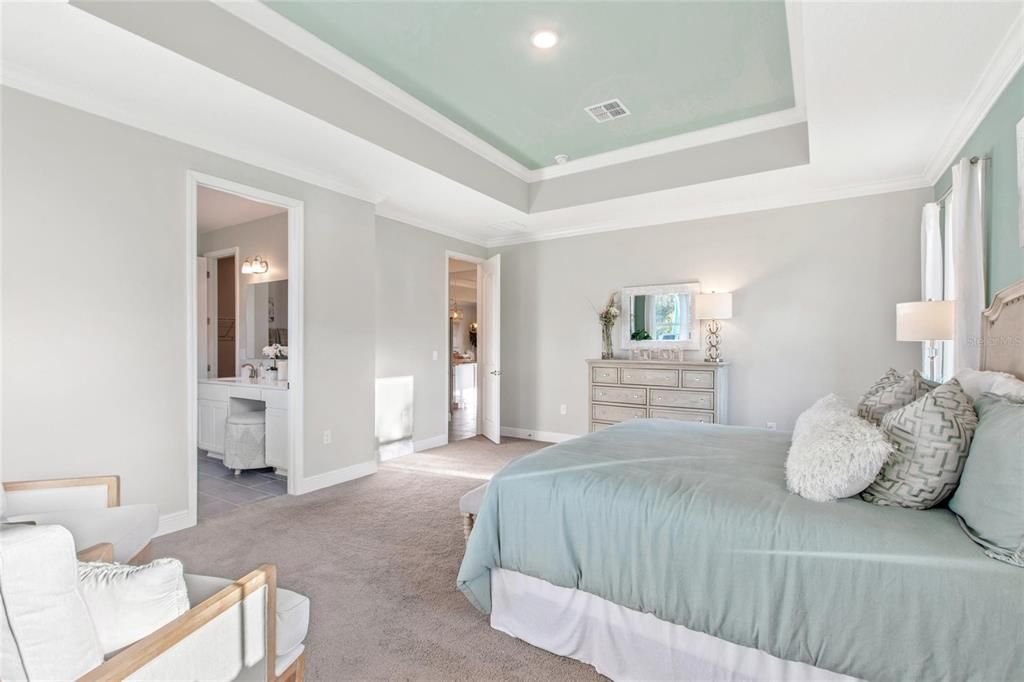 For Sale: $579,000 (4 beds, 3 baths, 2512 Square Feet)