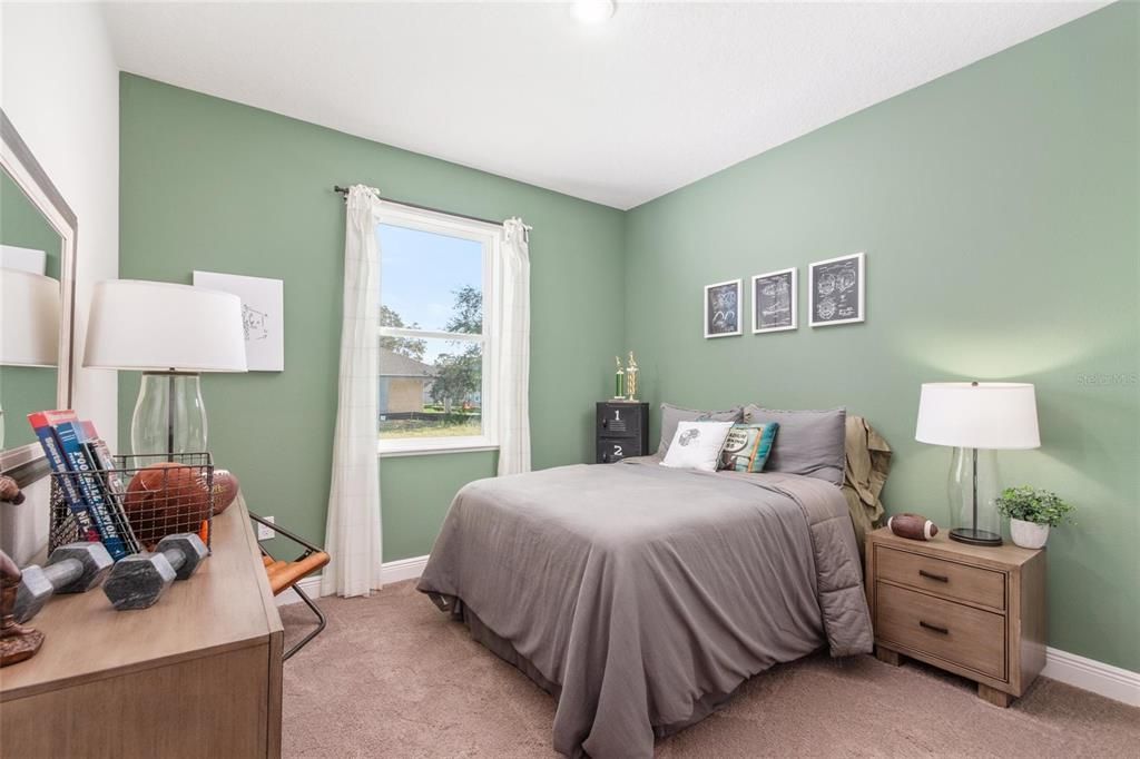 For Sale: $579,000 (4 beds, 3 baths, 2512 Square Feet)