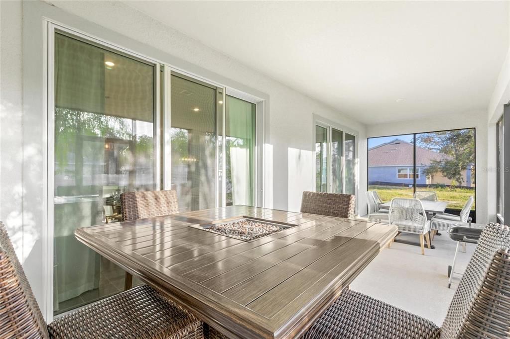 For Sale: $579,000 (4 beds, 3 baths, 2512 Square Feet)