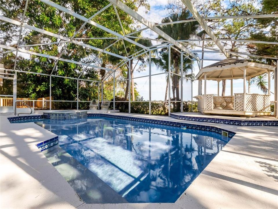 En Renta: $4,900 (4 camas, 3 baños, 3127 Pies cuadrados)