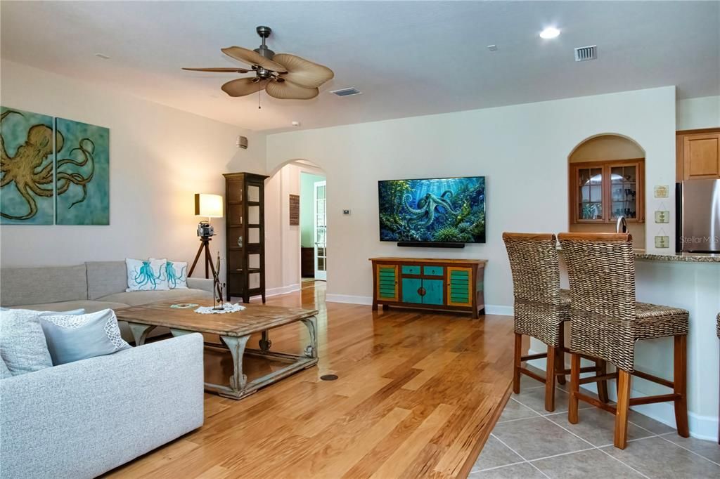 For Sale: $875,000 (4 beds, 3 baths, 2799 Square Feet)