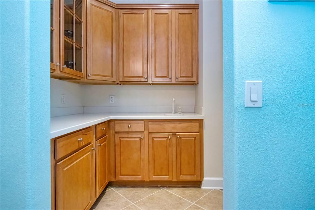 For Sale: $875,000 (4 beds, 3 baths, 2799 Square Feet)