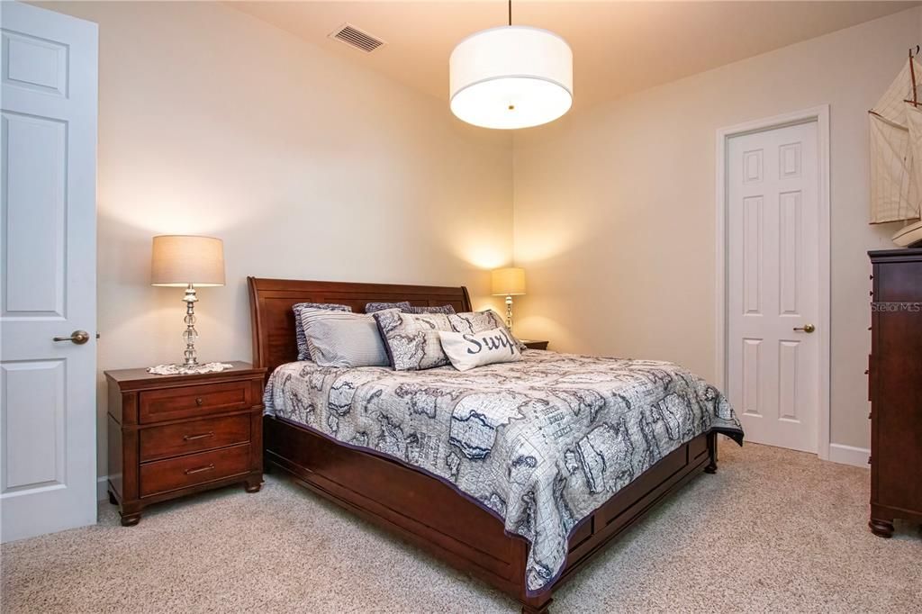 For Sale: $875,000 (4 beds, 3 baths, 2799 Square Feet)