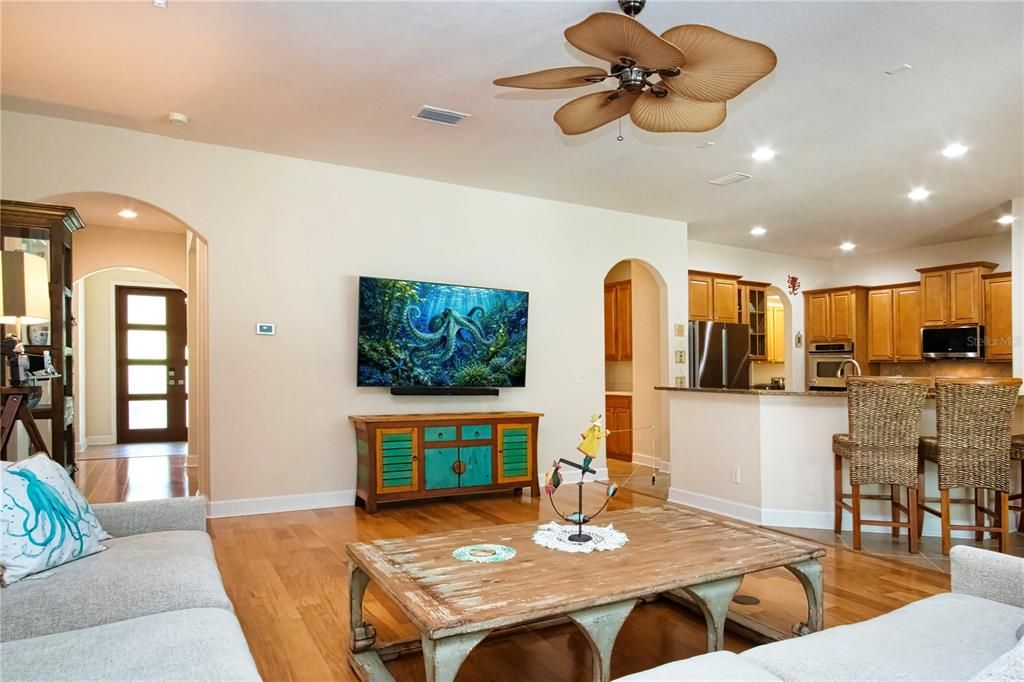 For Sale: $875,000 (4 beds, 3 baths, 2799 Square Feet)