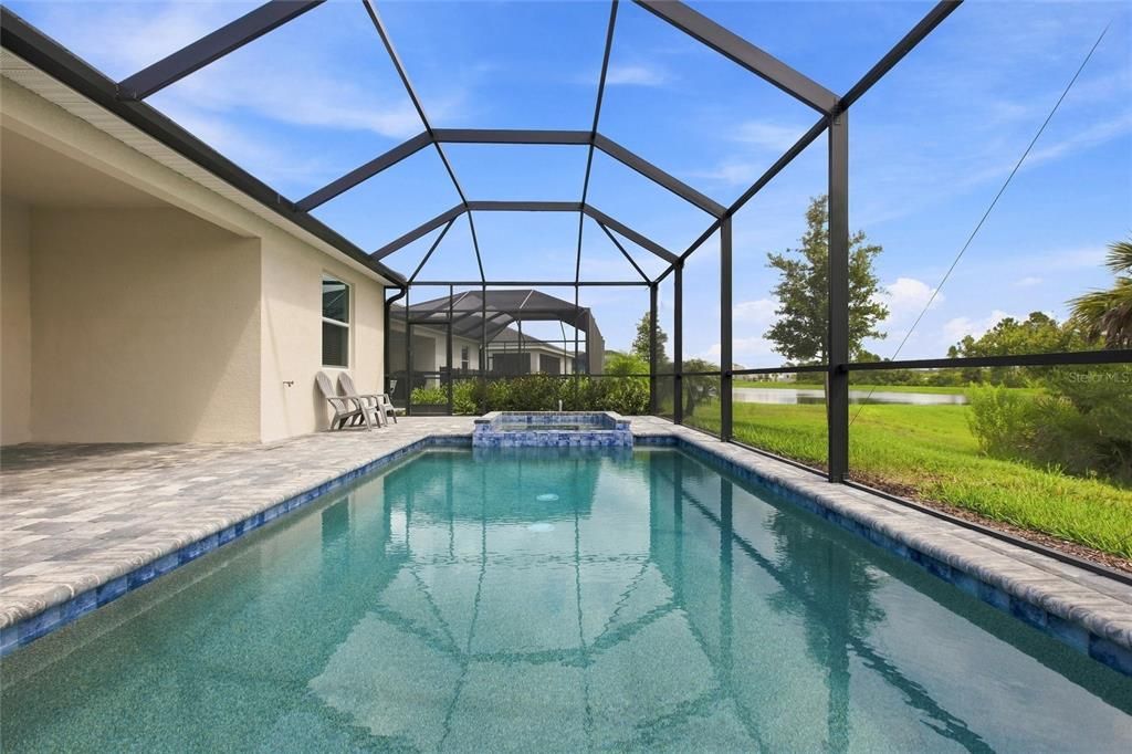 For Sale: $599,000 (3 beds, 3 baths, 2214 Square Feet)