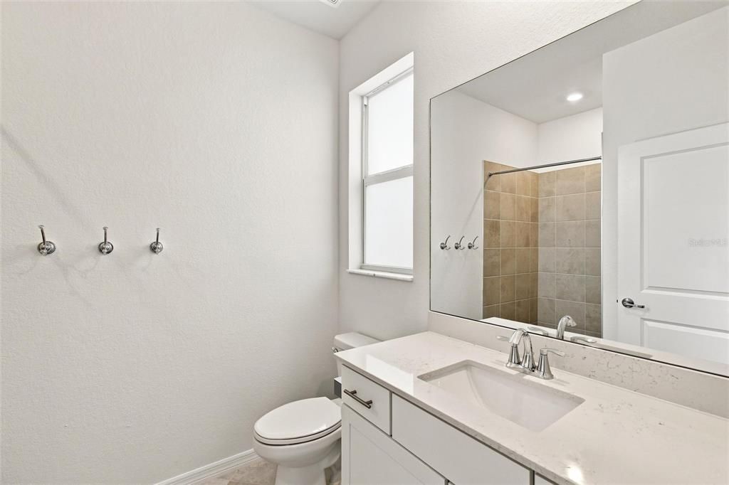 For Sale: $599,000 (3 beds, 3 baths, 2214 Square Feet)
