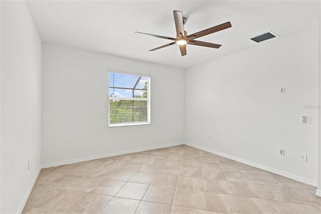 For Sale: $599,000 (3 beds, 3 baths, 2214 Square Feet)