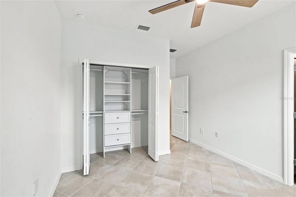 For Sale: $599,000 (3 beds, 3 baths, 2214 Square Feet)