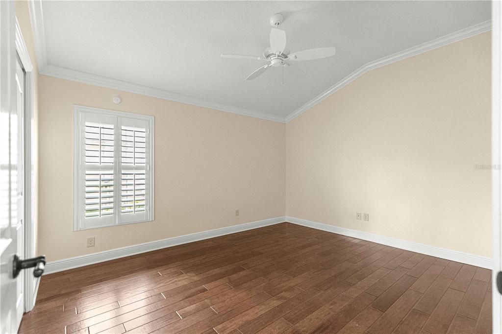 For Sale: $700,000 (4 beds, 2 baths, 2517 Square Feet)