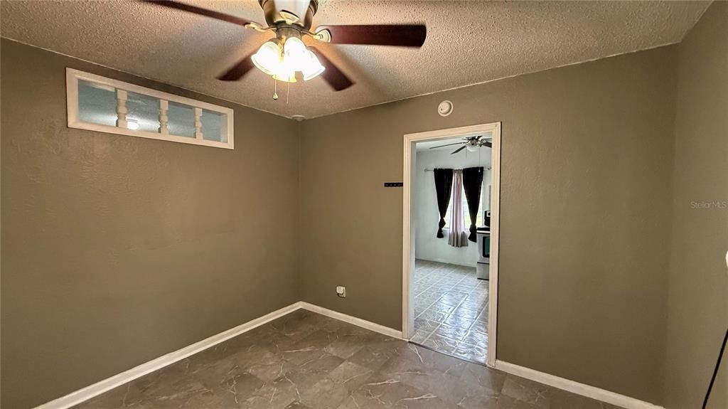 For Rent: $1,170 (1 beds, 1 baths, 576 Square Feet)