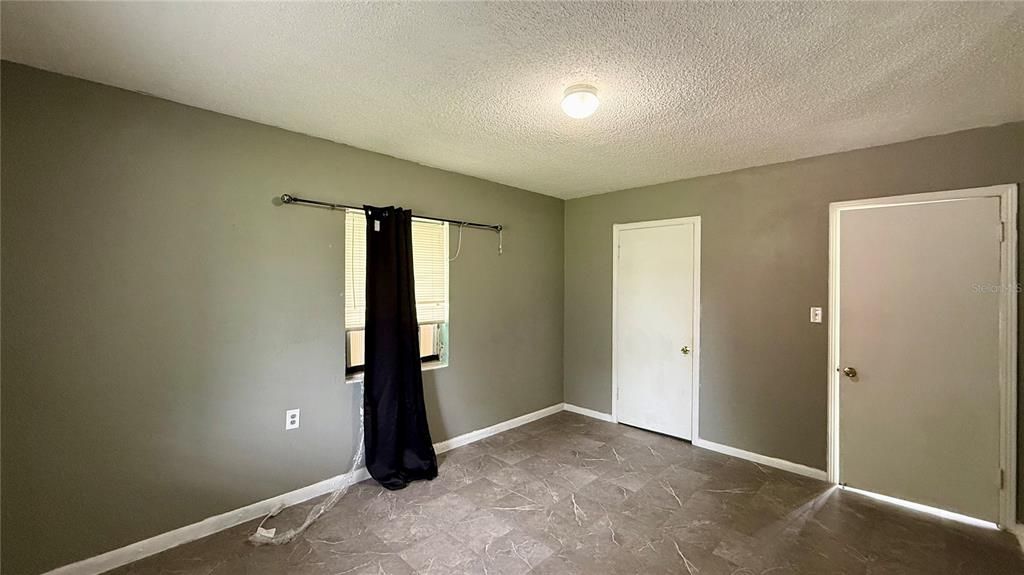 For Rent: $1,170 (1 beds, 1 baths, 576 Square Feet)