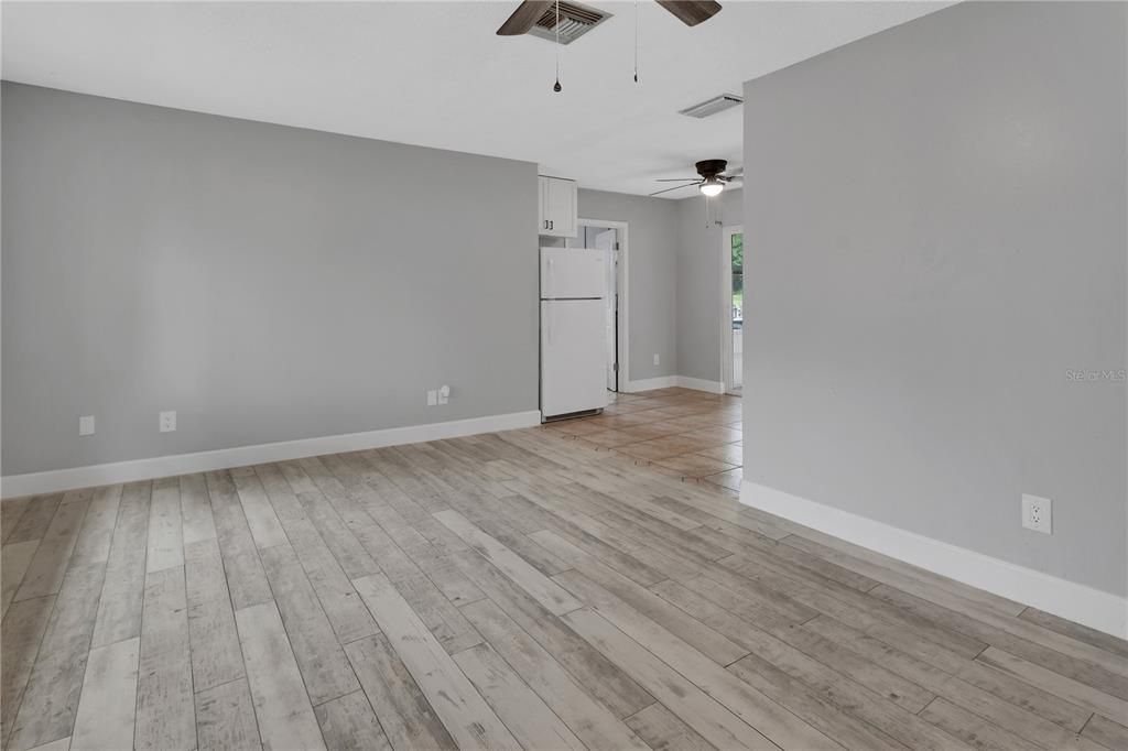 En Venta: $249,900 (2 camas, 1 baños, 920 Pies cuadrados)