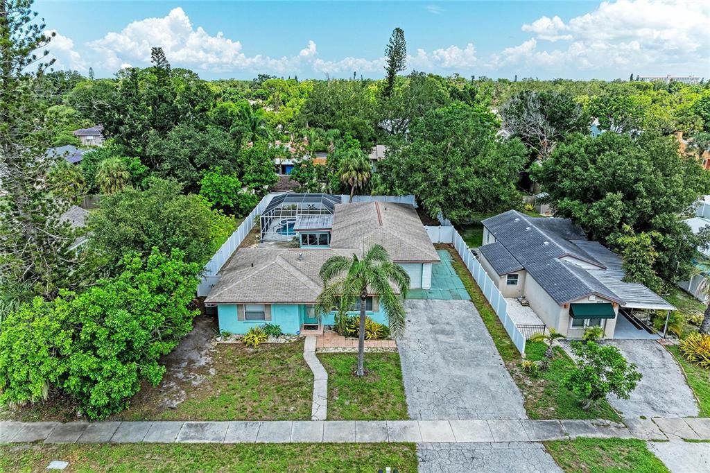 For Sale: $475,000 (4 beds, 2 baths, 2084 Square Feet)