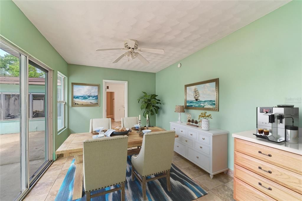 For Sale: $475,000 (4 beds, 2 baths, 2084 Square Feet)