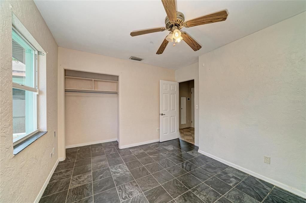 For Sale: $475,000 (4 beds, 2 baths, 2084 Square Feet)