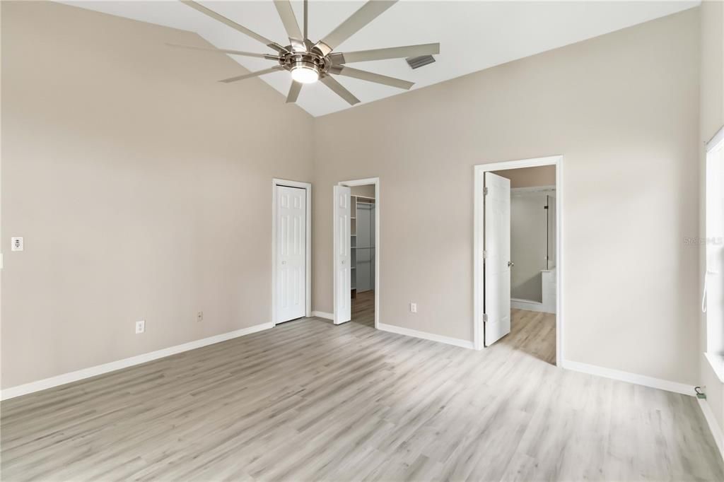 For Rent: $2,999 (3 beds, 2 baths, 1942 Square Feet)