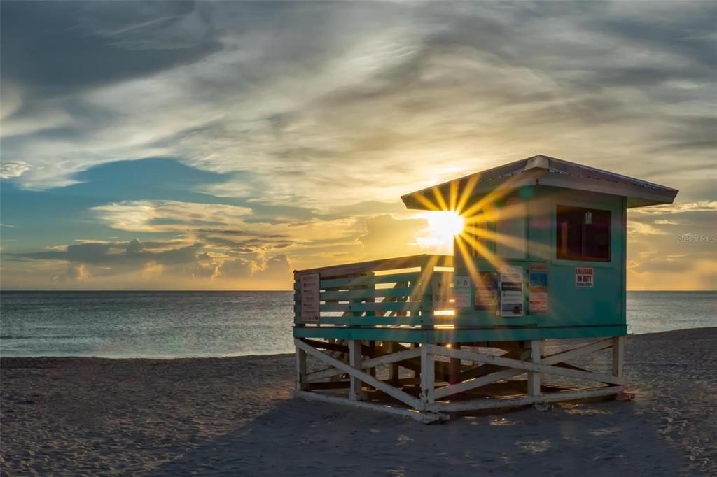 For Sale: $347,000 (2 beds, 2 baths, 1419 Square Feet)