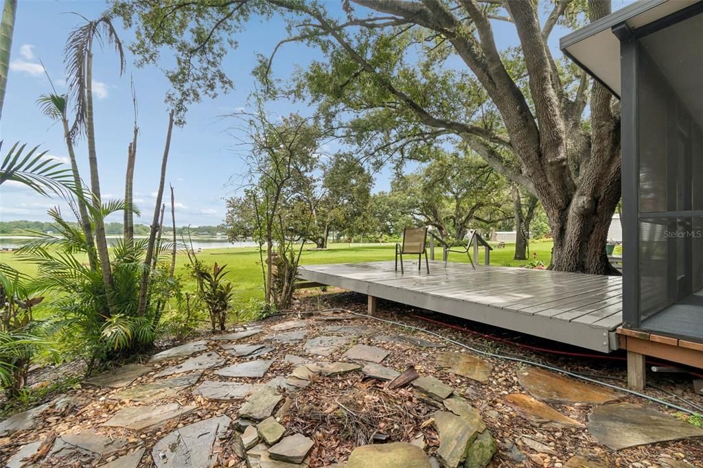 For Sale: $549,900 (3 beds, 2 baths, 1659 Square Feet)