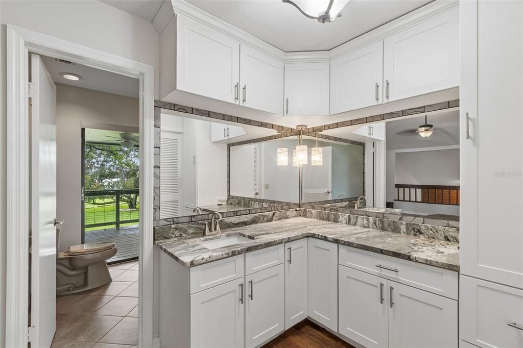 For Sale: $549,900 (3 beds, 2 baths, 1659 Square Feet)