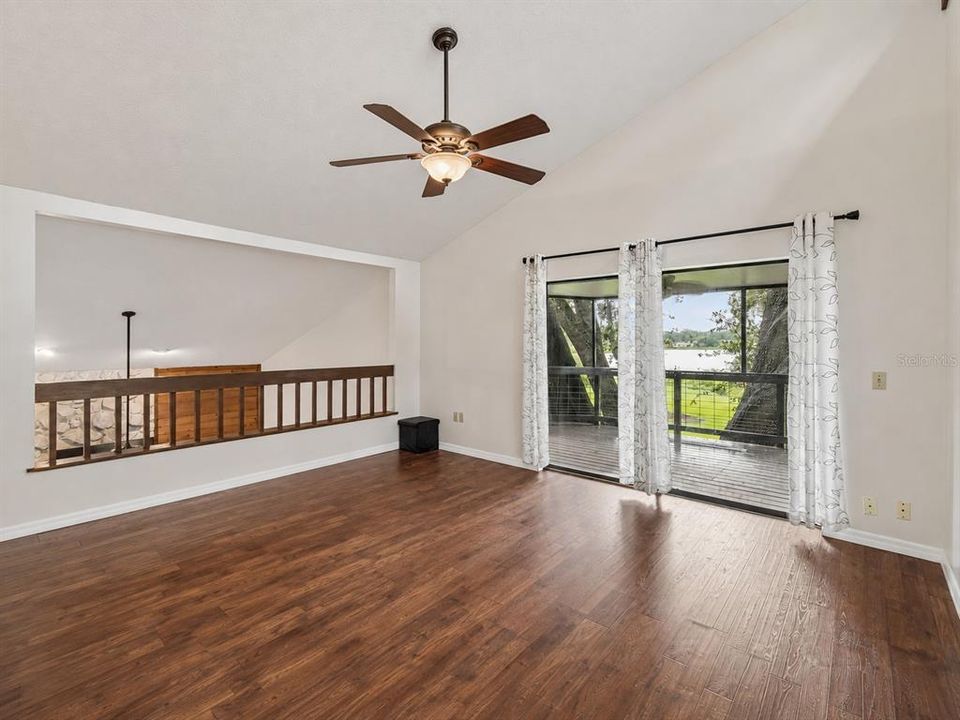 For Sale: $549,900 (3 beds, 2 baths, 1659 Square Feet)