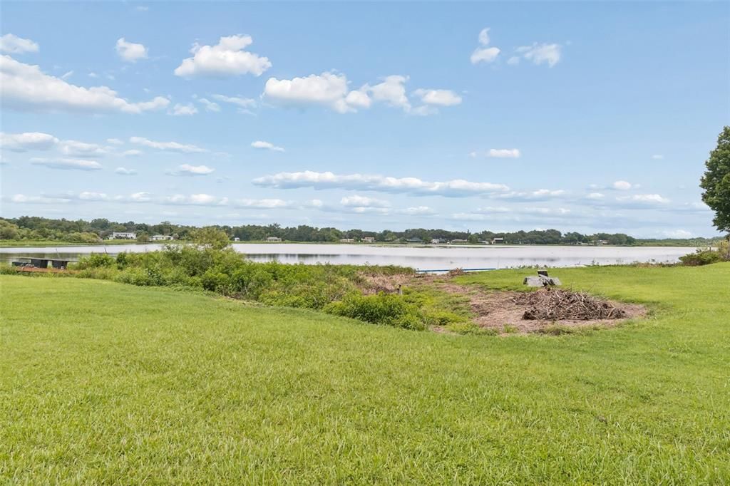 For Sale: $549,900 (3 beds, 2 baths, 1659 Square Feet)