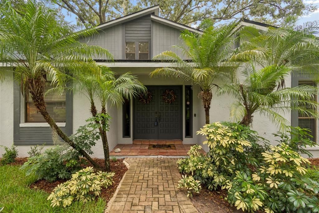 For Sale: $549,900 (3 beds, 2 baths, 1659 Square Feet)