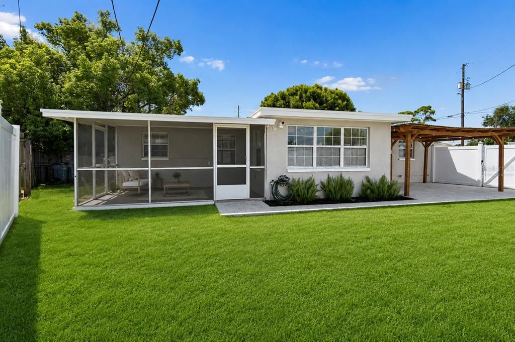 En Venta: $250,000 (2 camas, 2 baños, 1088 Pies cuadrados)